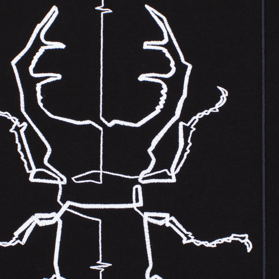 t-shirt bEEtLE black